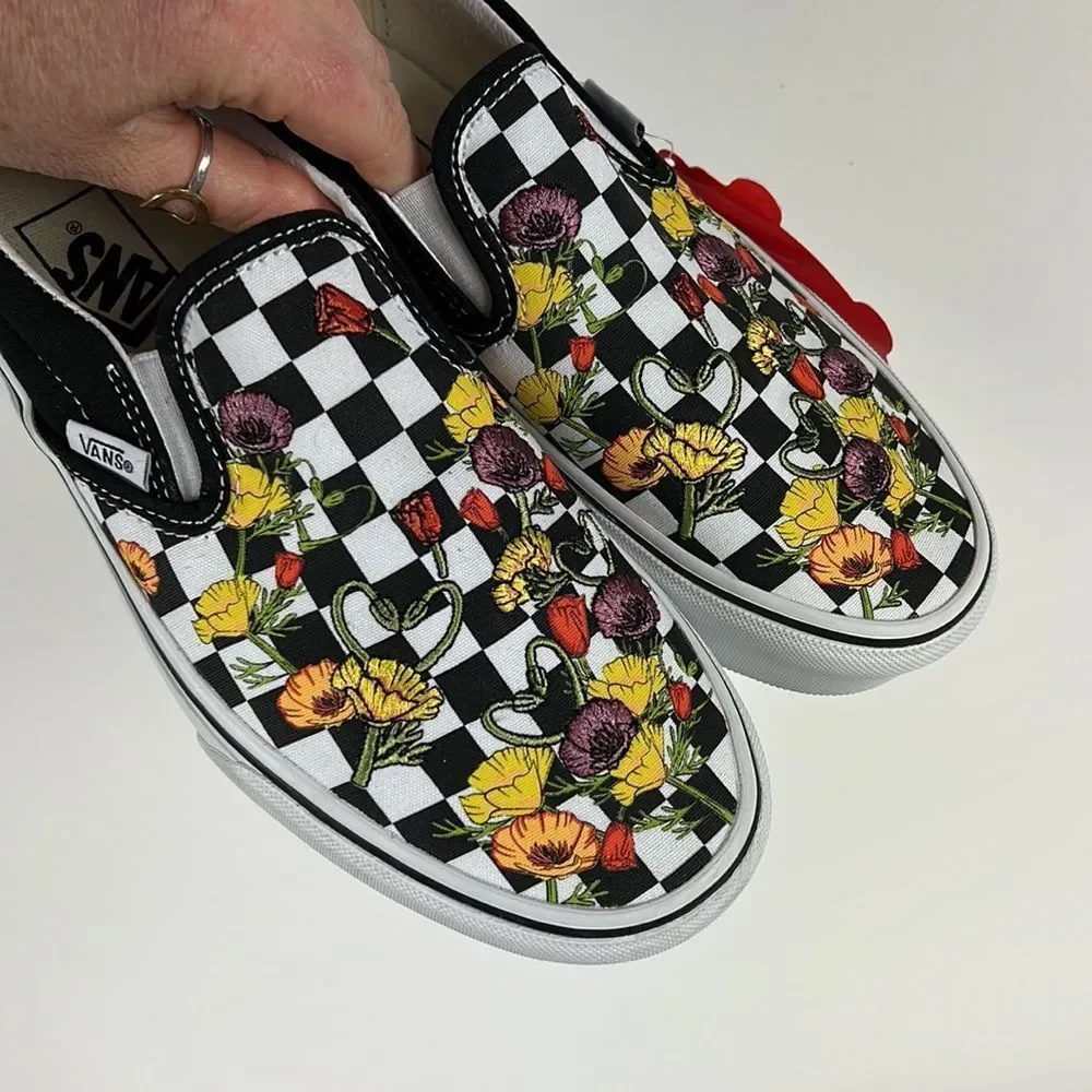Vans black white floral multi classic slip on platform sneakers women’s 8_8